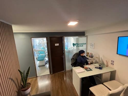 Equipamiento dental moderno en Bienestar Dental Providencia